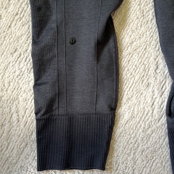 Lululemon ribbed full length leggings - Picture 2 of 5